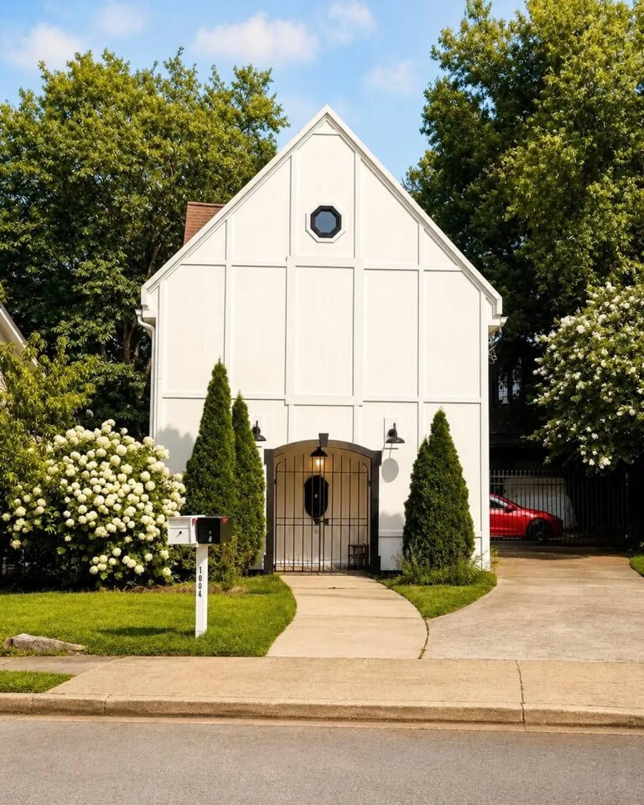 Revival on Villa | Music Row Retreat — photo 2
