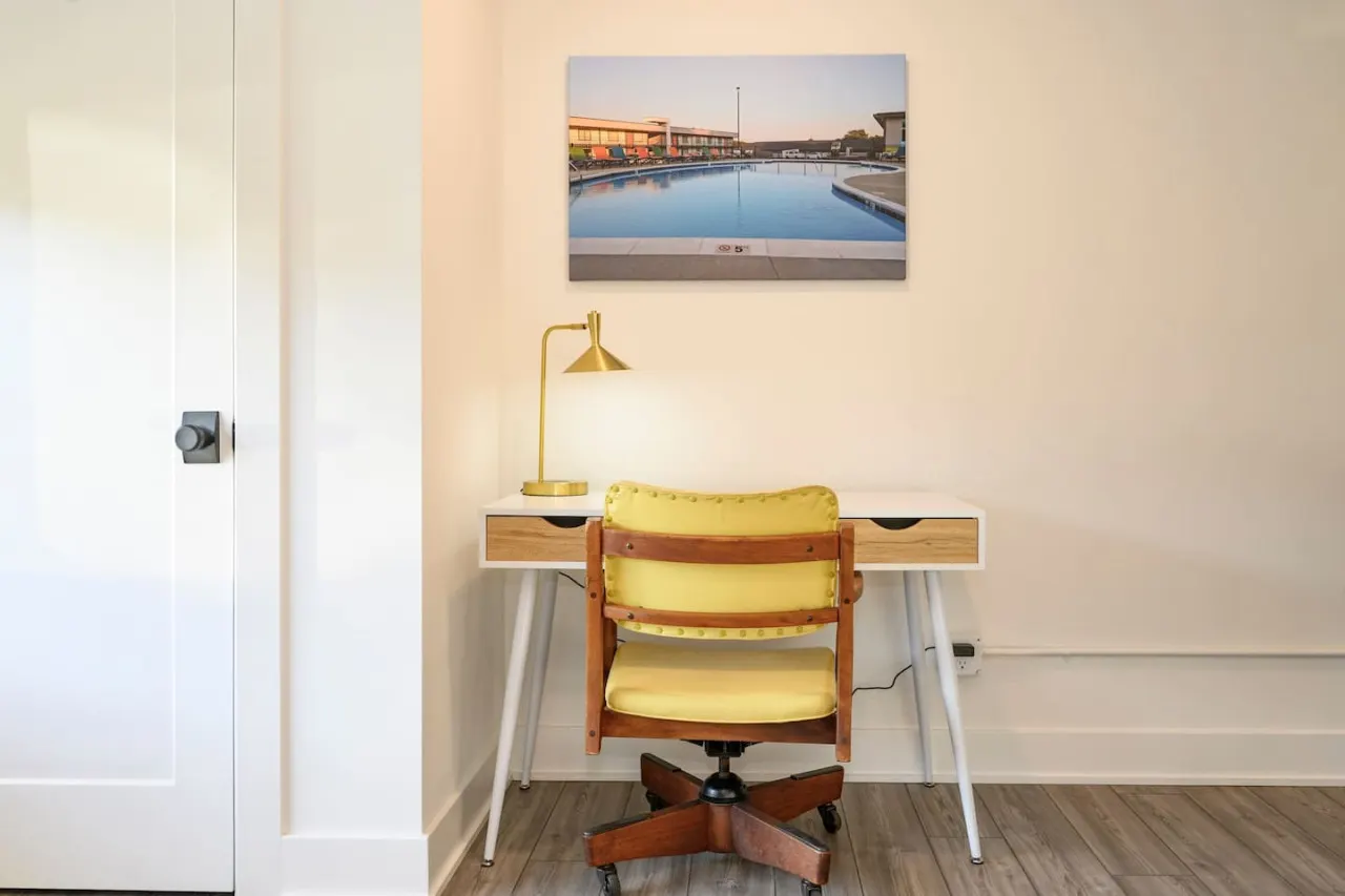 Modern 1-Bed Condo: OPEN Pool with City Access 13