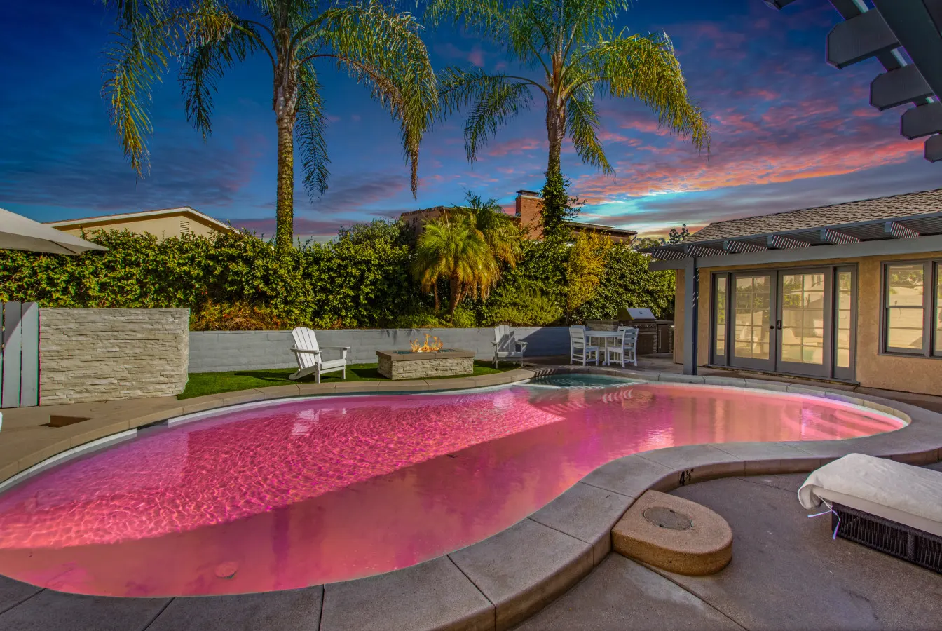 Valpariso Retreat - Pool & Spa, Fire Pit, Families — photo 3