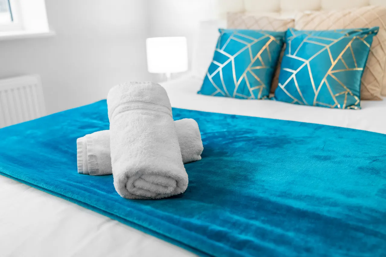Stylish Two Bed Apartment - Two Parking Spaces - Smart TV & Netflix 13