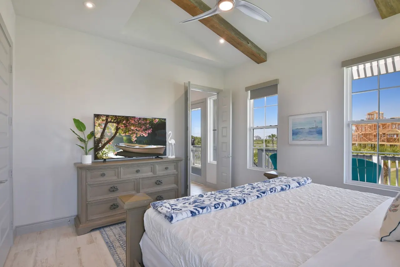 Rise and Shine Beach Pools Luxury by Rose 18
