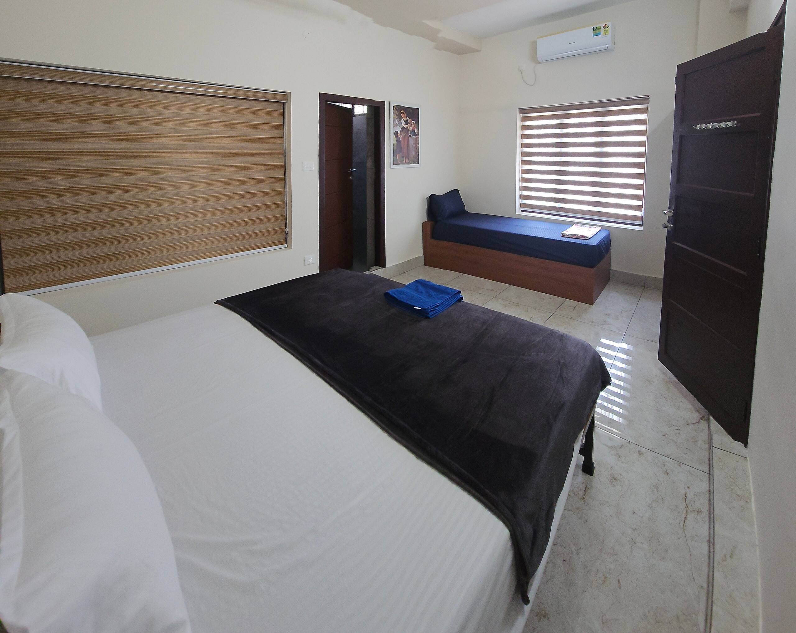 VILLA 05 : Luxurious villa near Metro station 17
