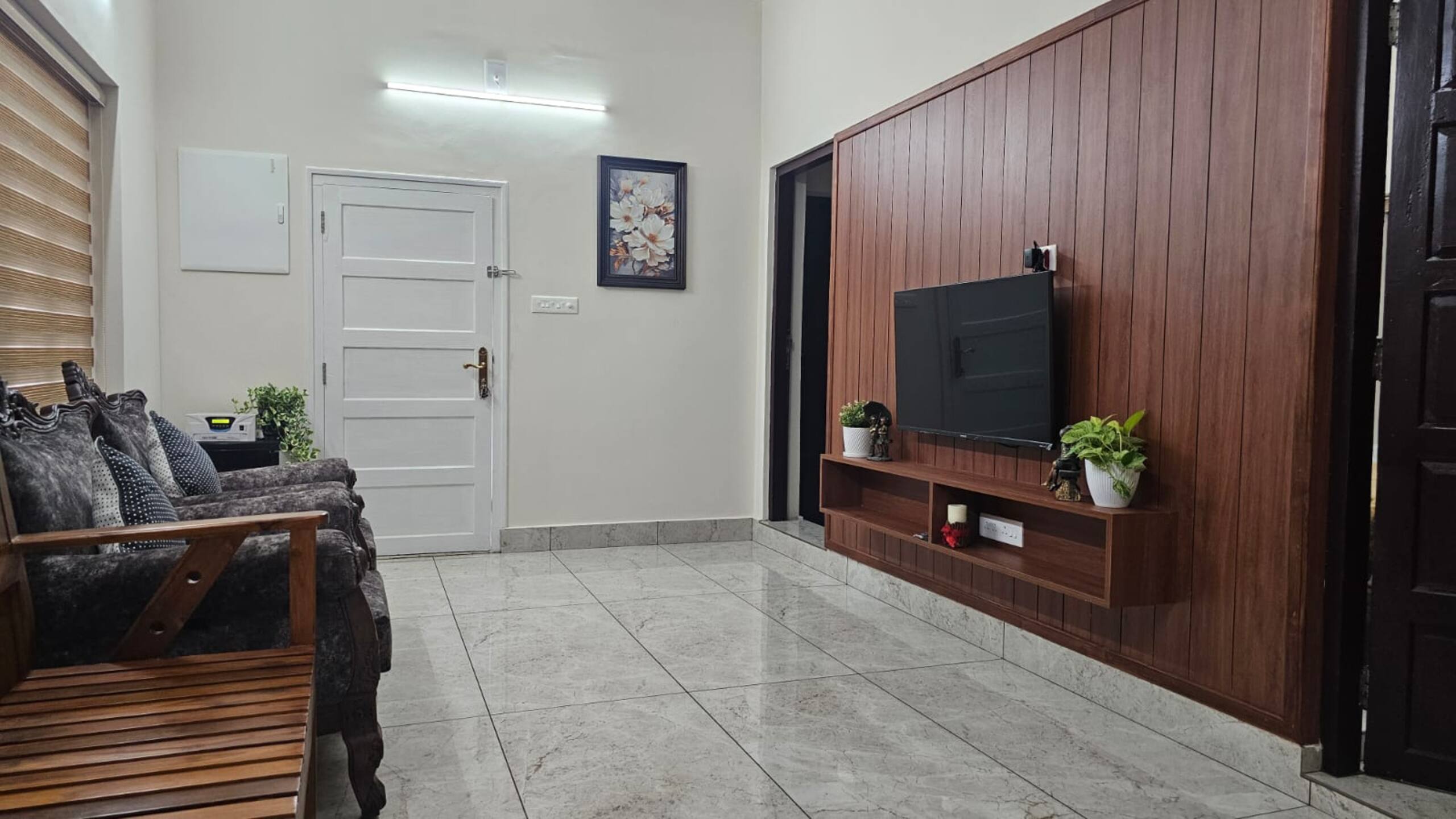 VILLA 05 : Luxurious villa near Metro station 2