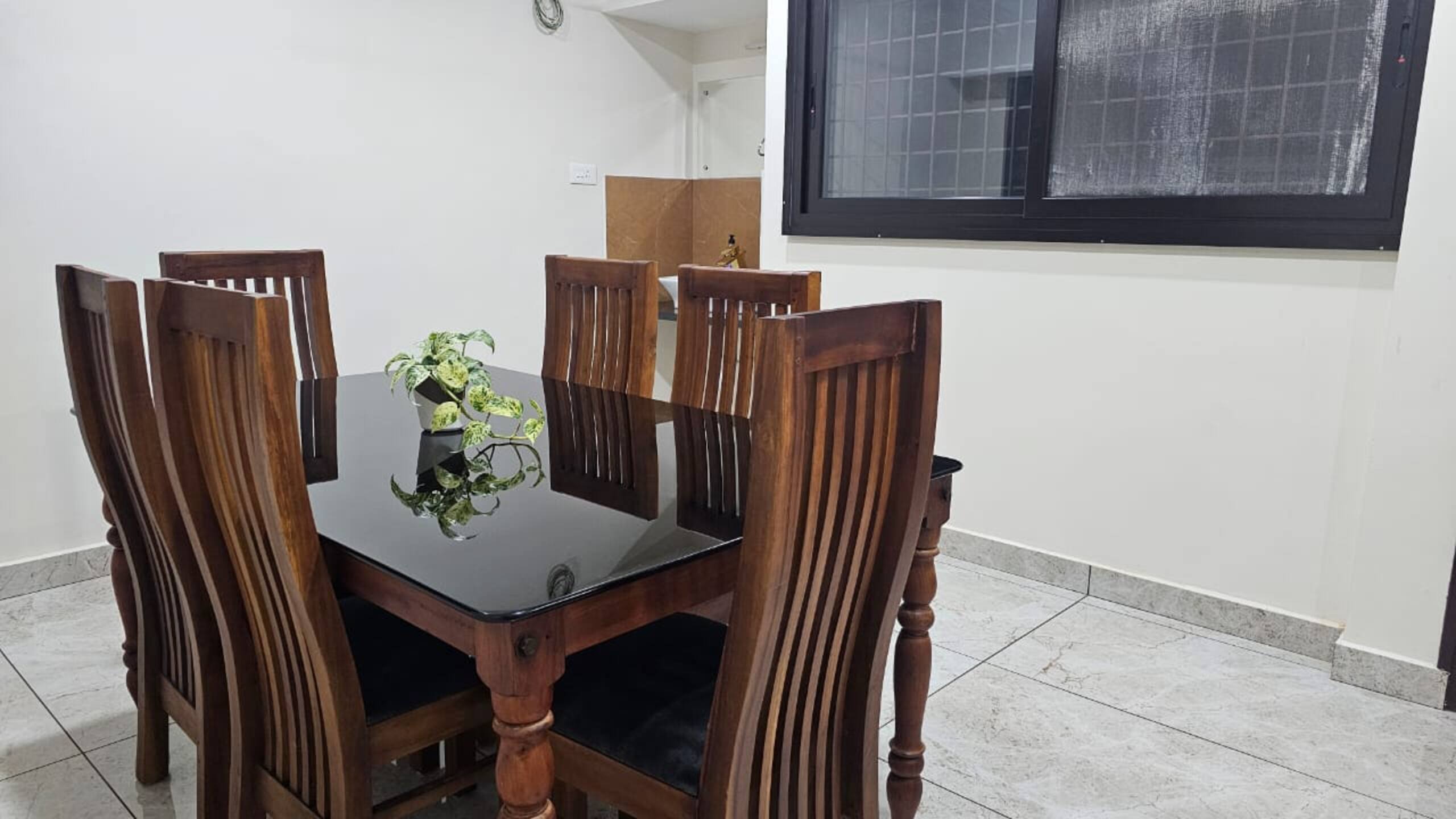 VILLA 05 : Luxurious villa near Metro station 4