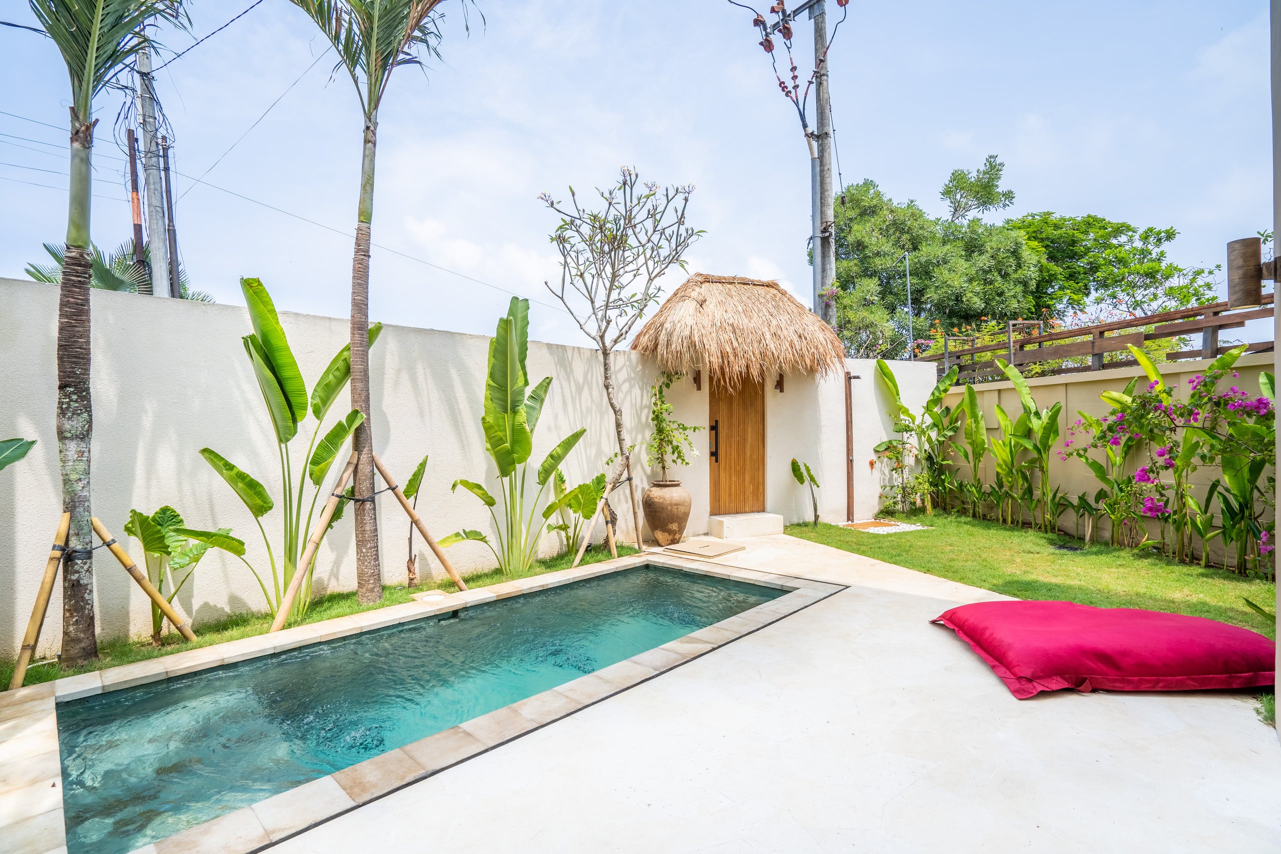Spacious 1bdr villa - 100m to the beach - AC 7
