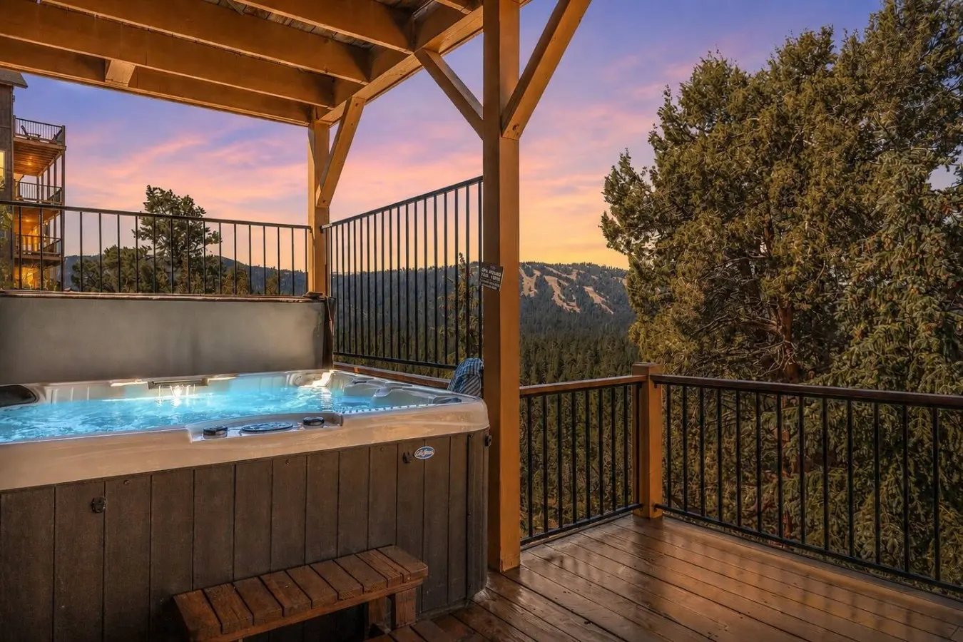 Starry Night, Lake Views, Hot Tub, Mins 2 Lake
