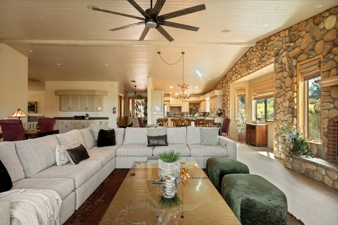 Starry Night, Lake Views, Hot Tub, Mins 2 Lake 15