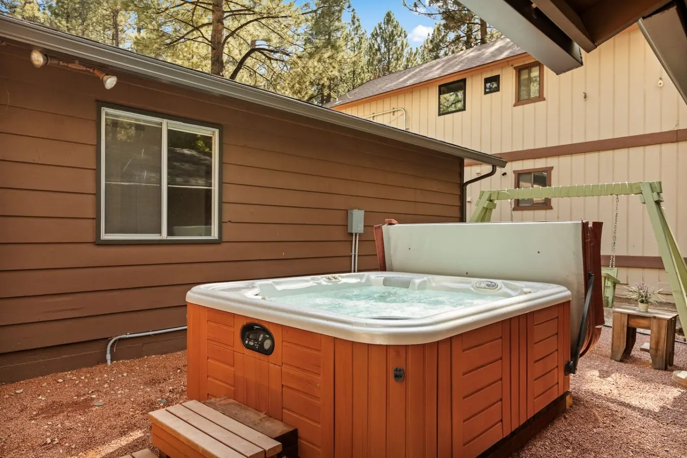 Yvonne's Place Hot Tub, Mins 2 Snow Summit & Lake 3