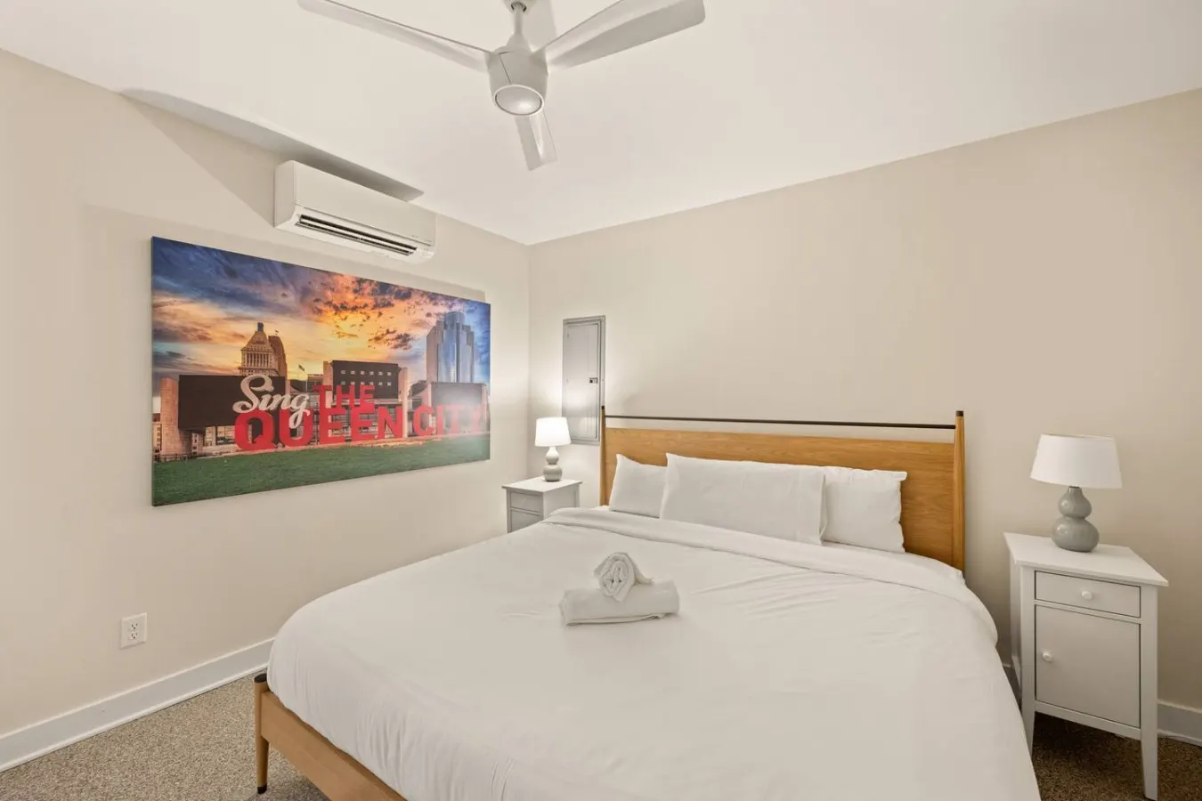 Cozy 2BR Near Findlay Market and UC, Rhinegeist 10