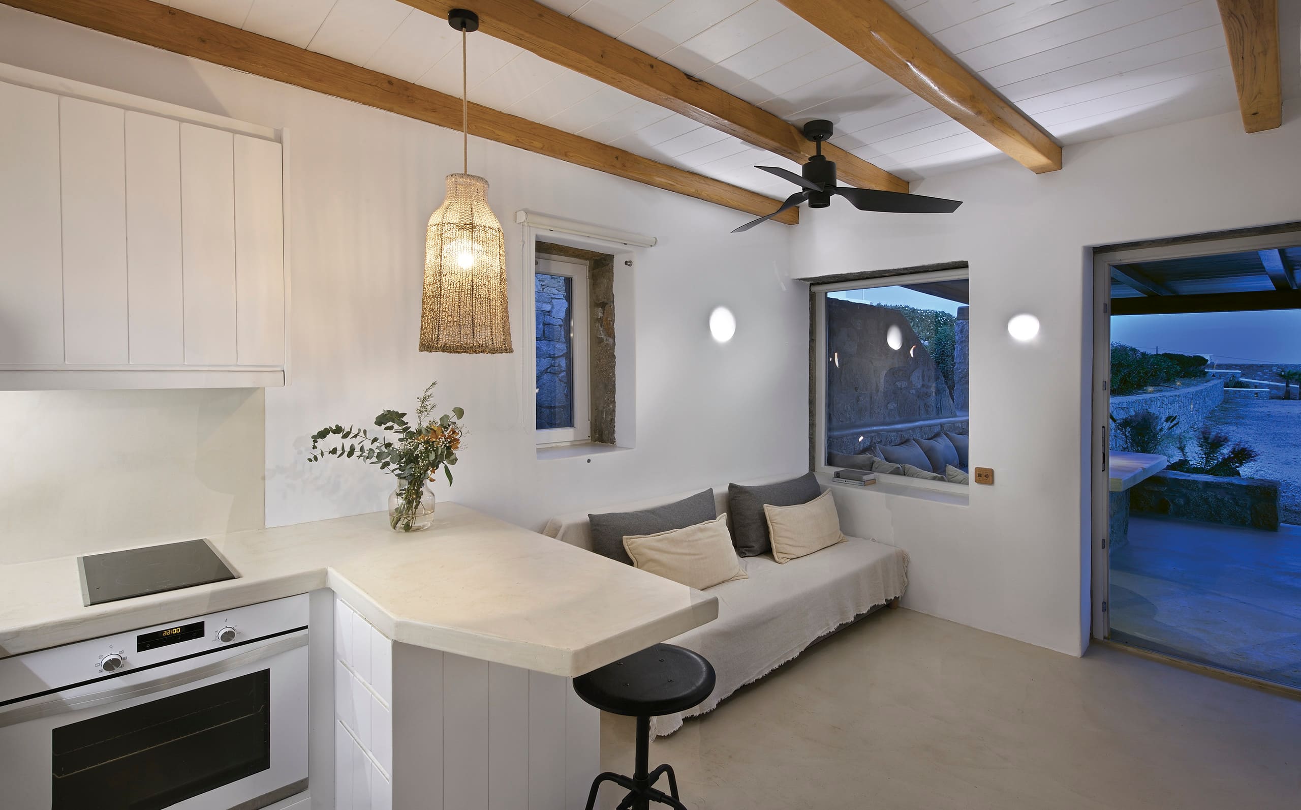 VLIA Mykonos Roc | Cycladic Luxury with Jacuzzi 9
