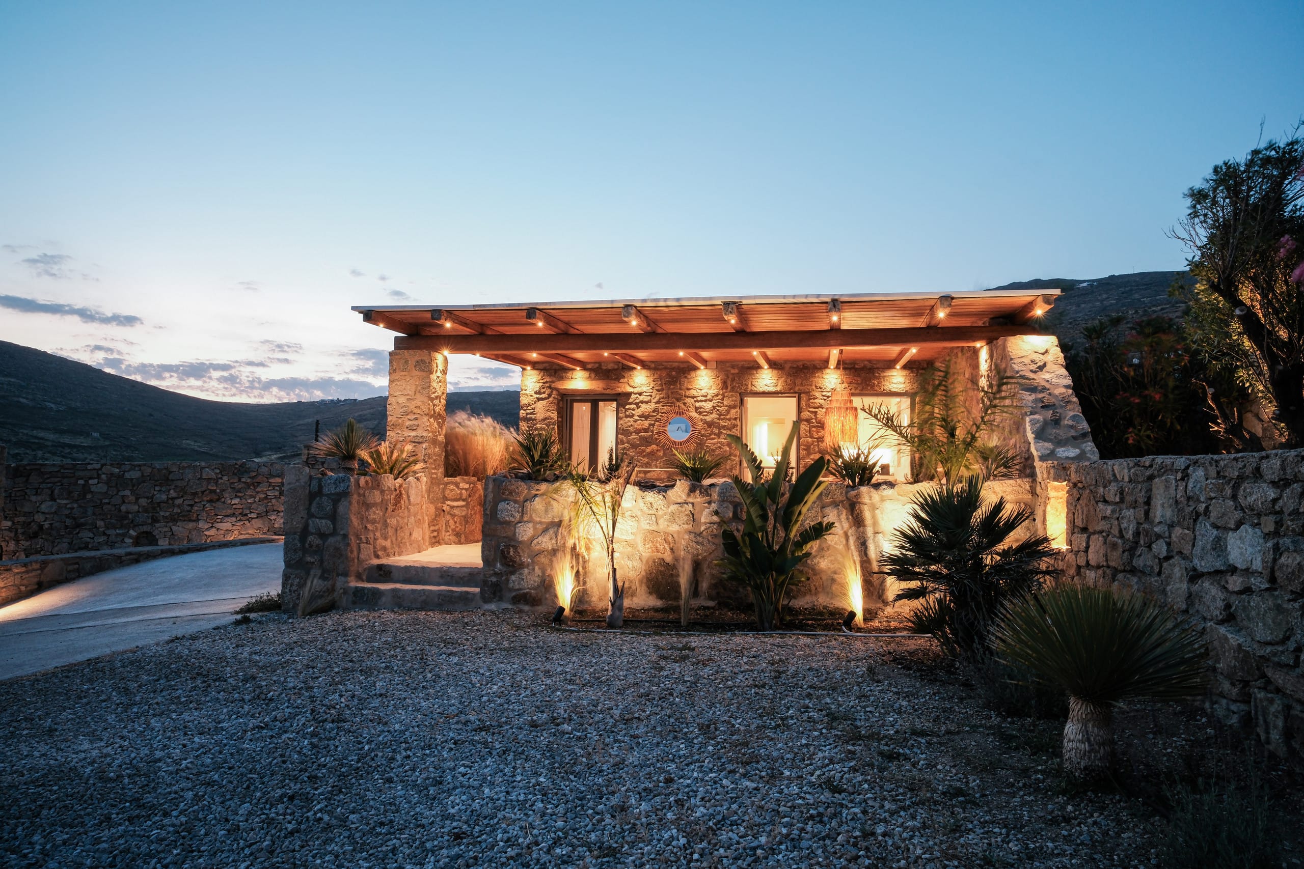 VLIA Mykonos Roc | Cycladic Luxury with Jacuzzi — photo 2