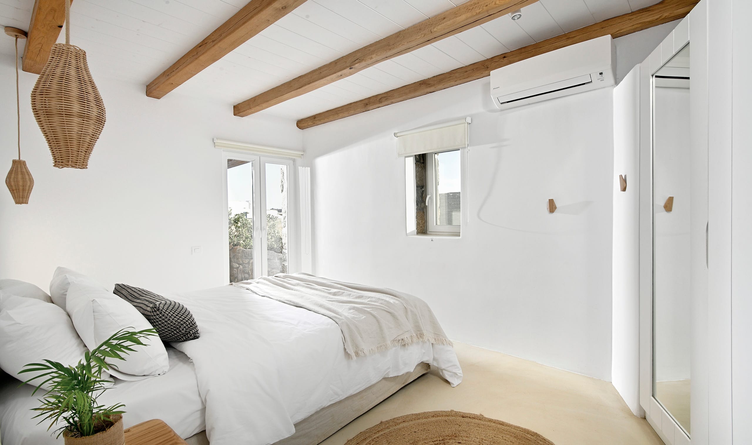 VLIA Mykonos Roc | Cycladic Luxury with Jacuzzi 11