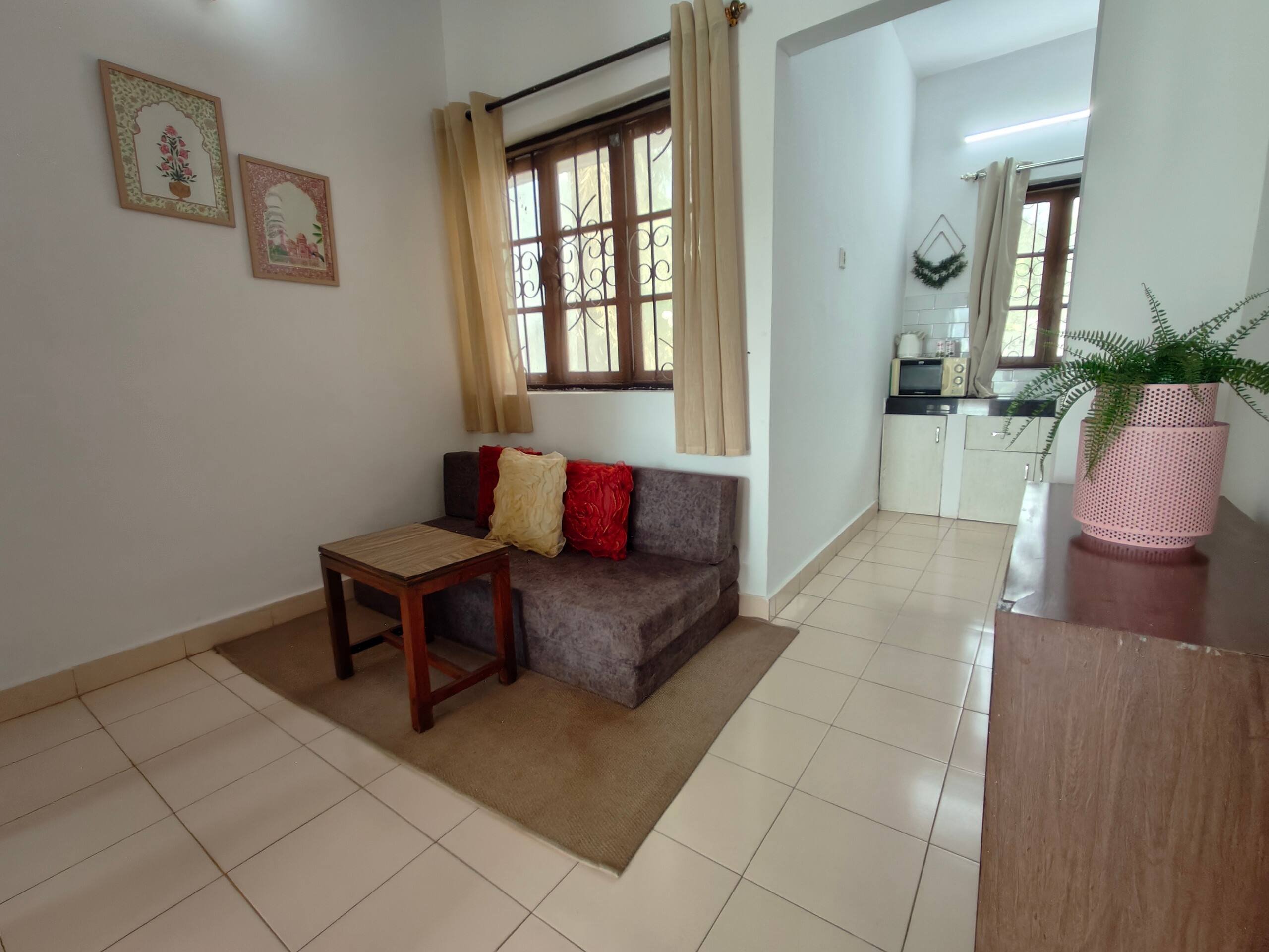 Lake View Peaceful Resort Apartment with Kitchen 11