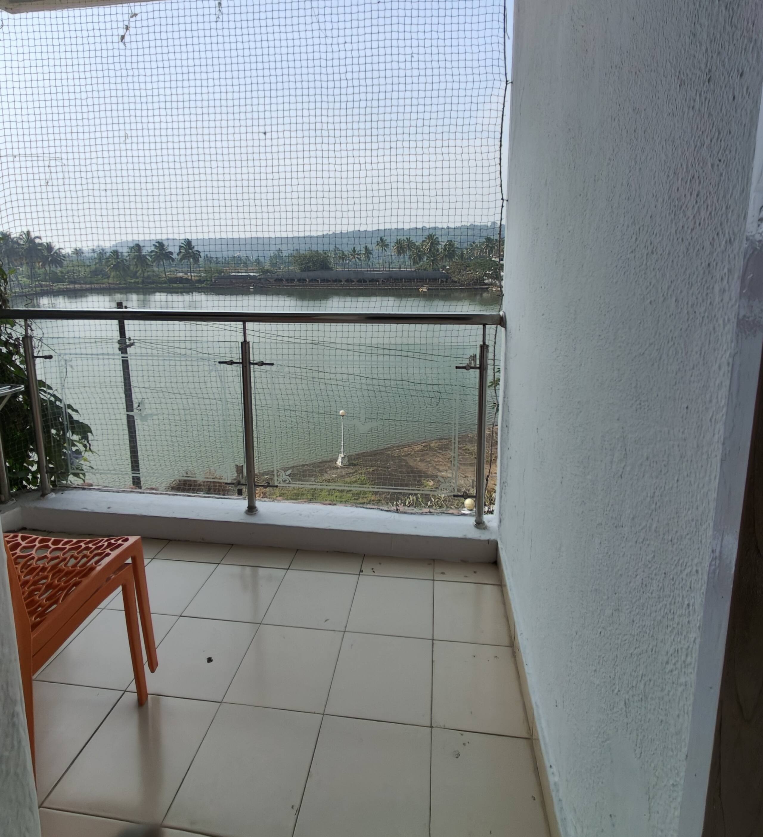 Lake View Peaceful Resort Apartment with Kitchen 6