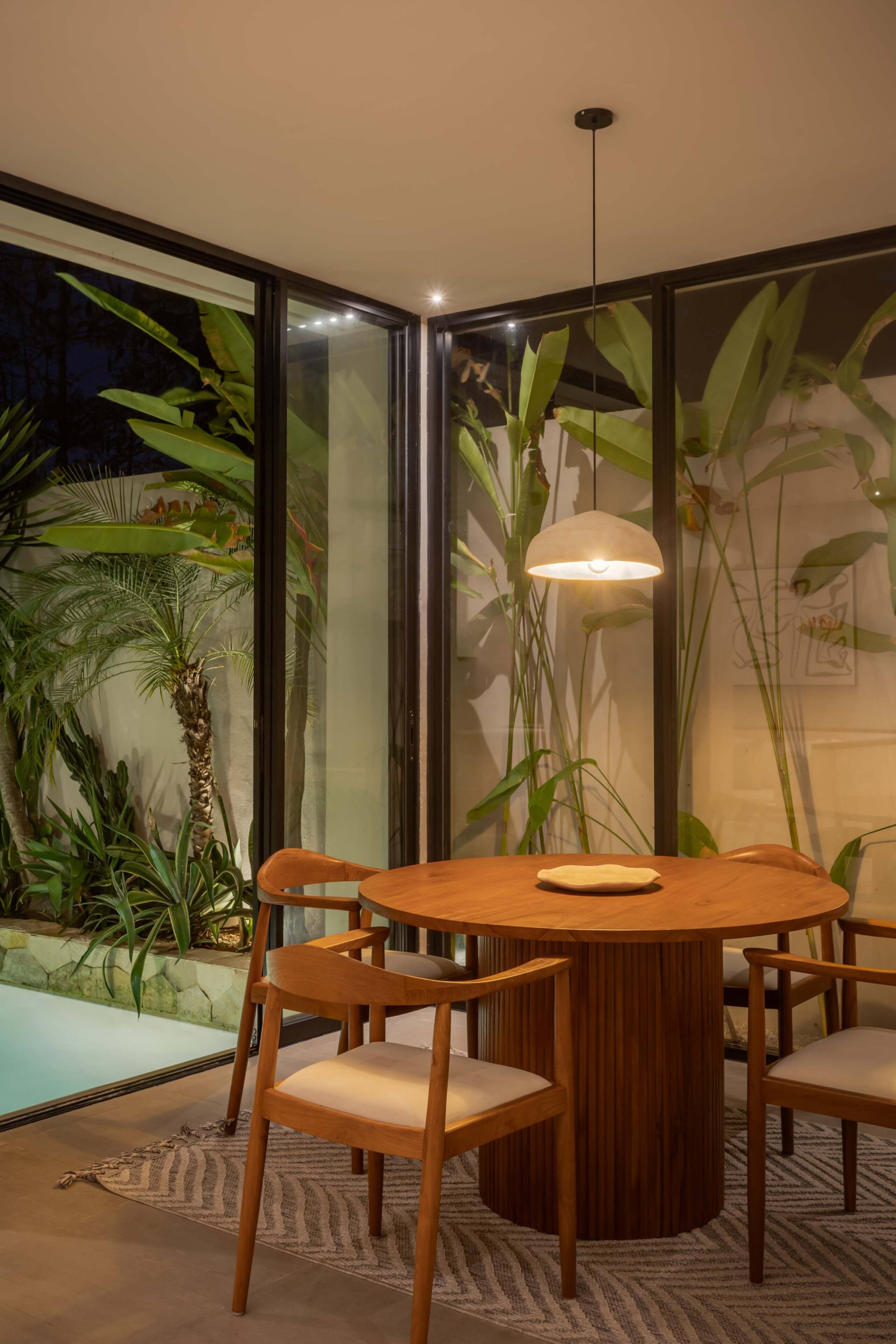 Private Pool 12