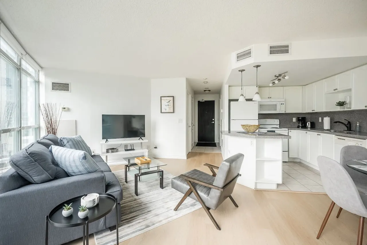 Stylish 1BR Central Condo Parking Sleeps 4 2