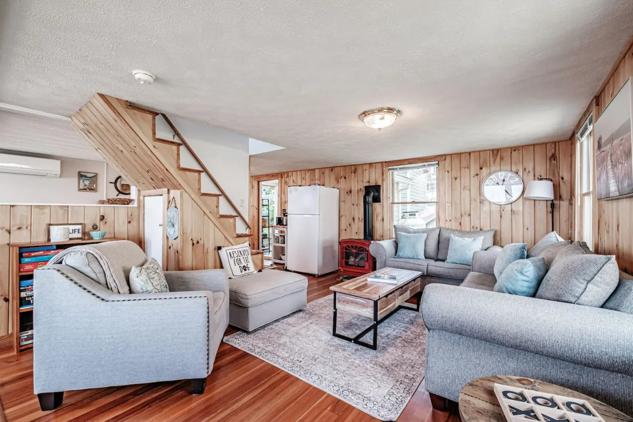 Cove View Camp- Waterfront on Sebago w. mooring and sandy beach 17