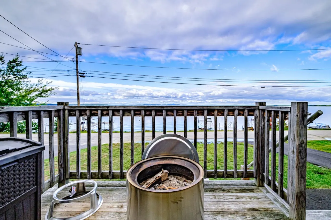 Cove View Camp- Waterfront on Sebago w. mooring and sandy beach 6