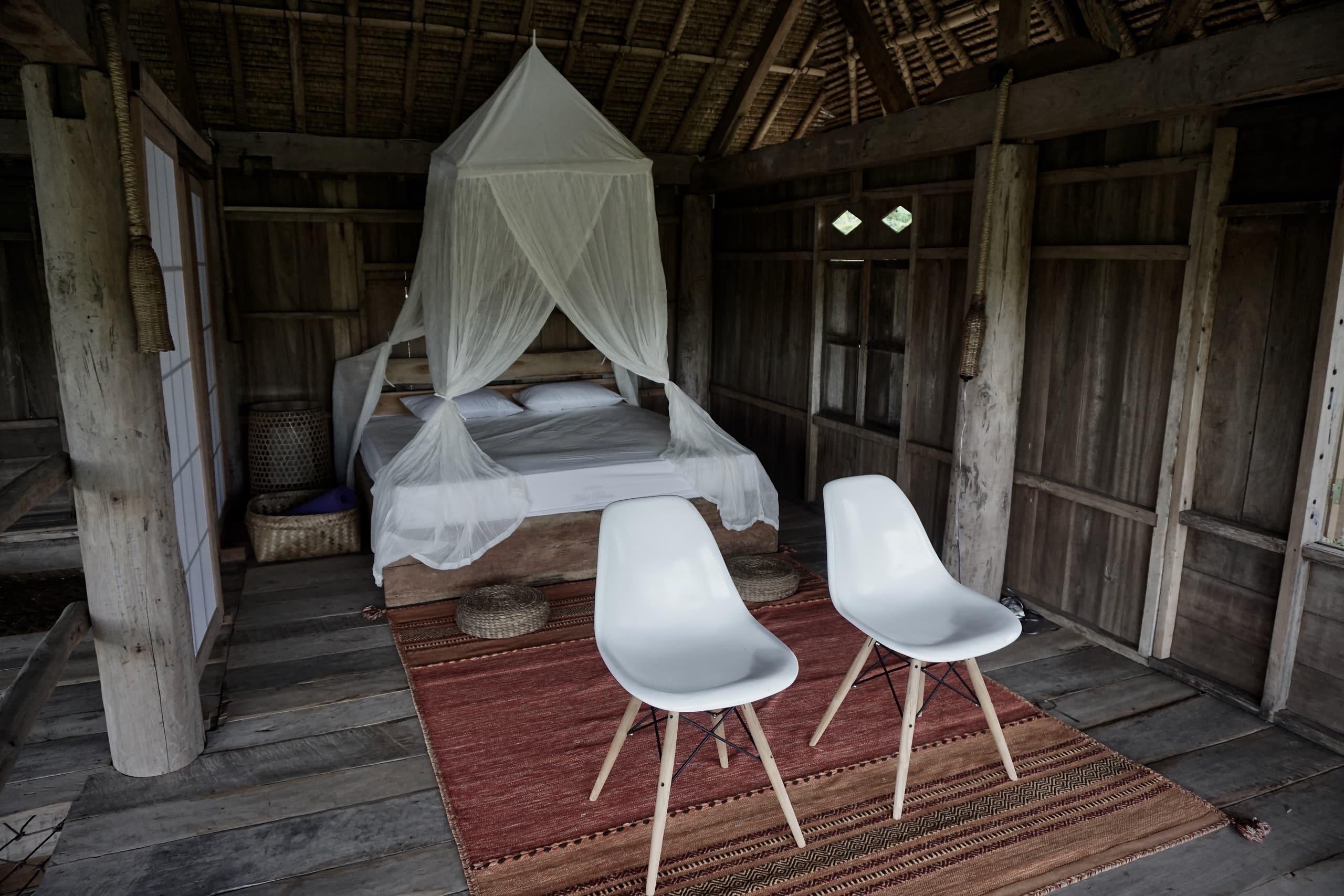Zen Hideaway 3: Valley-View Teak Pavilion 9