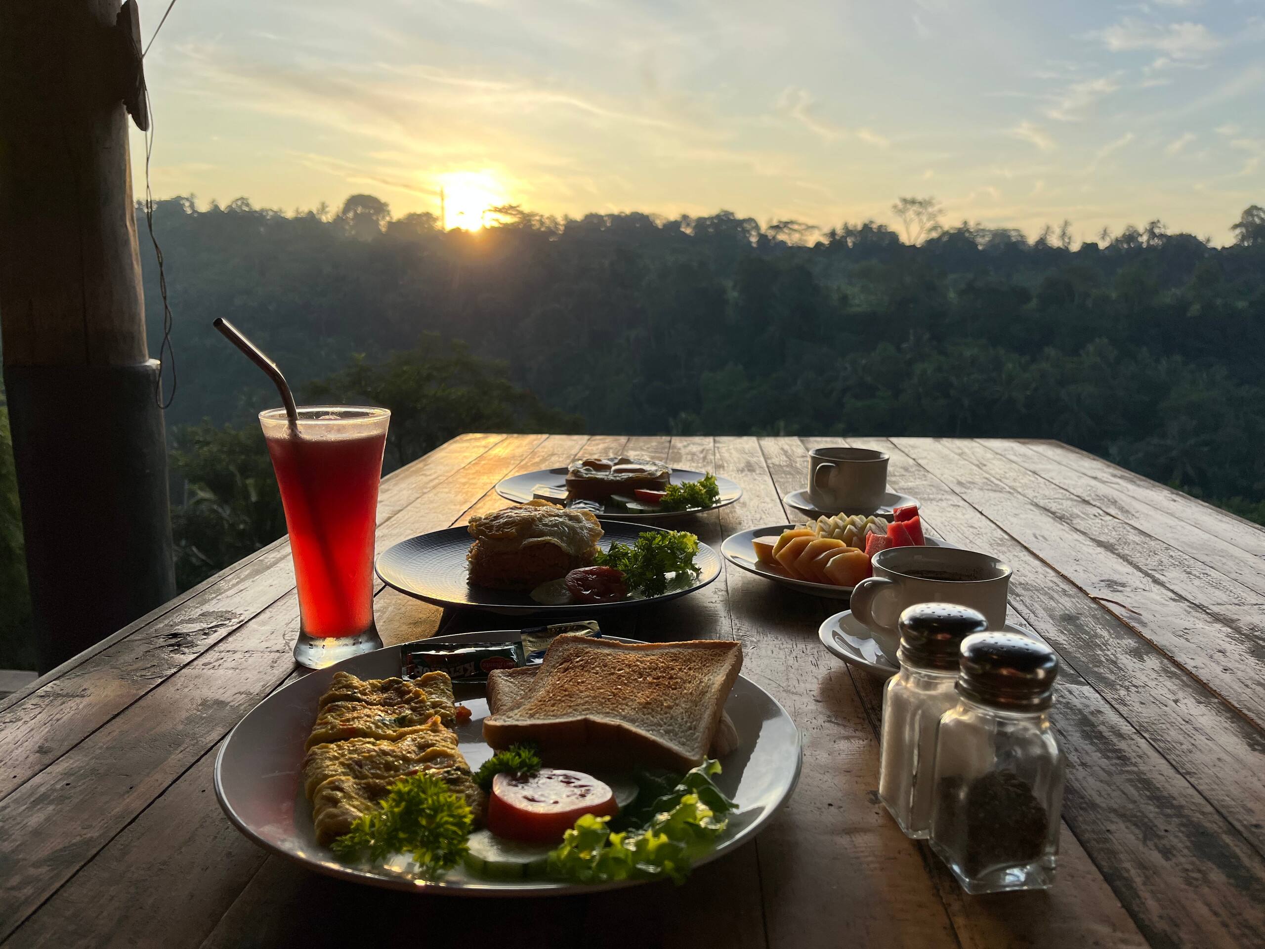 Zen Hideaway 3: Valley-View Teak Pavilion — photo 4