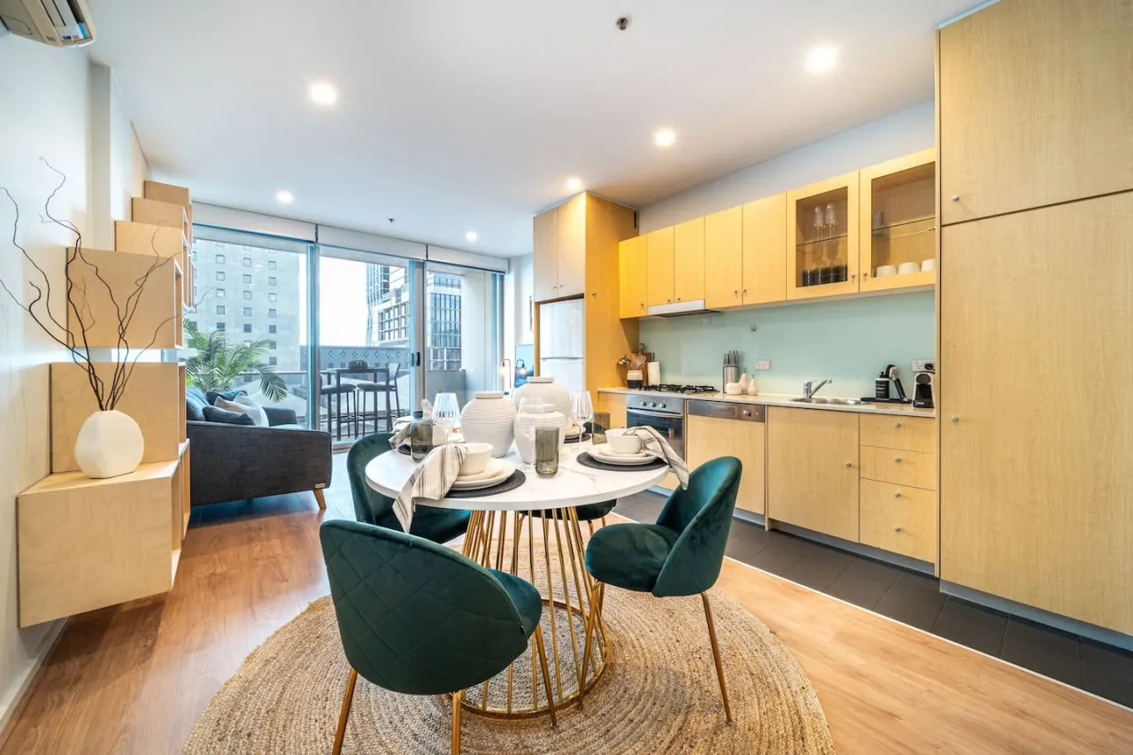 Paradiso on Bent—City Chic near Rundle Mall