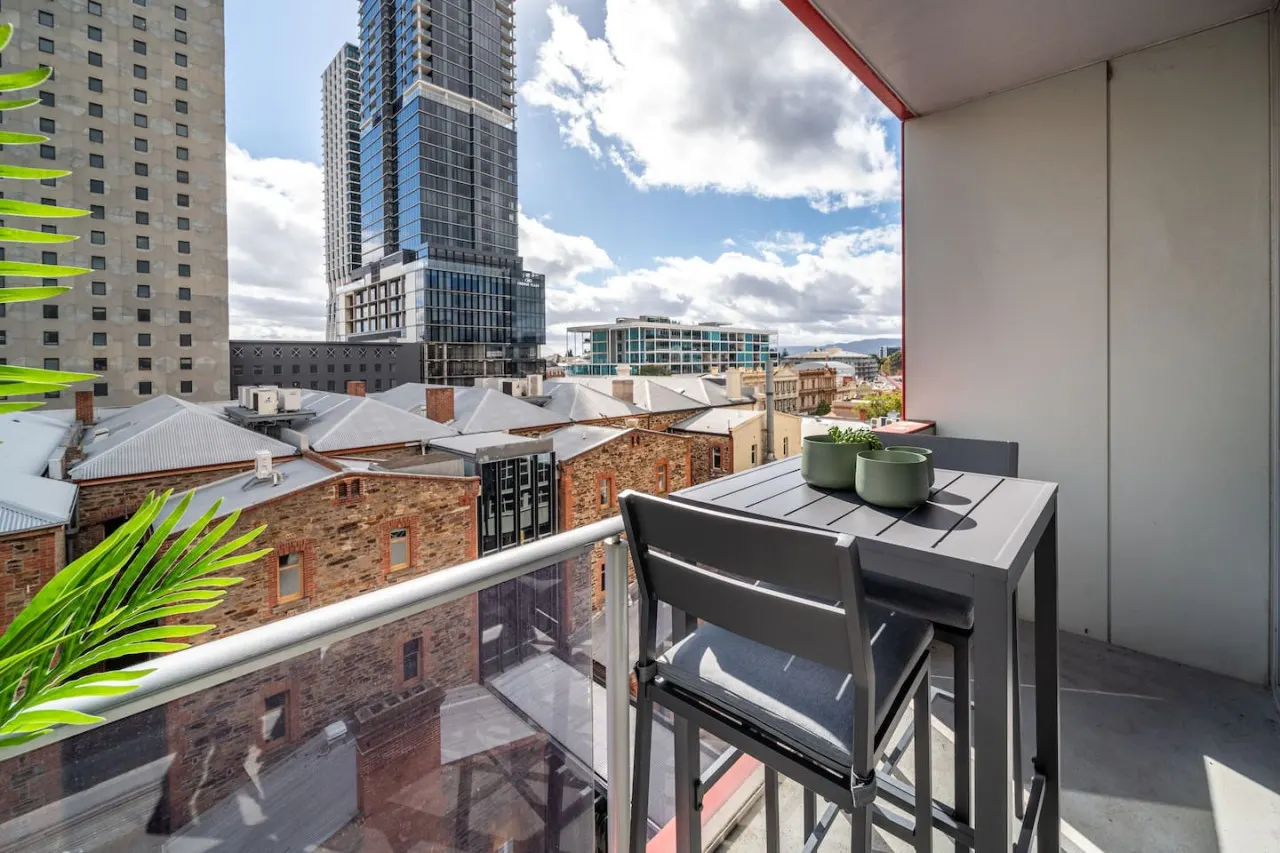 Paradiso on Bent—City Chic near Rundle Mall 11