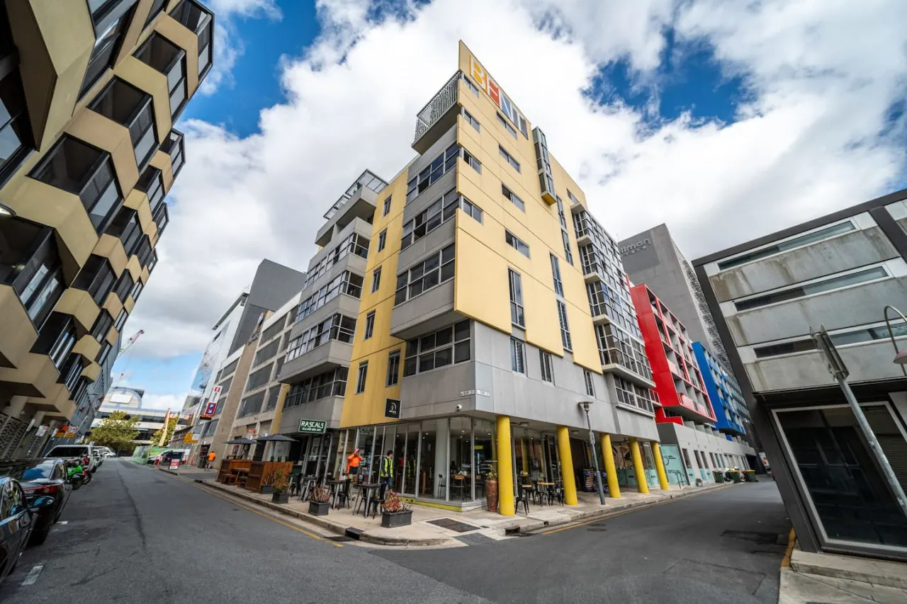 Paradiso on Bent—City Chic near Rundle Mall 6