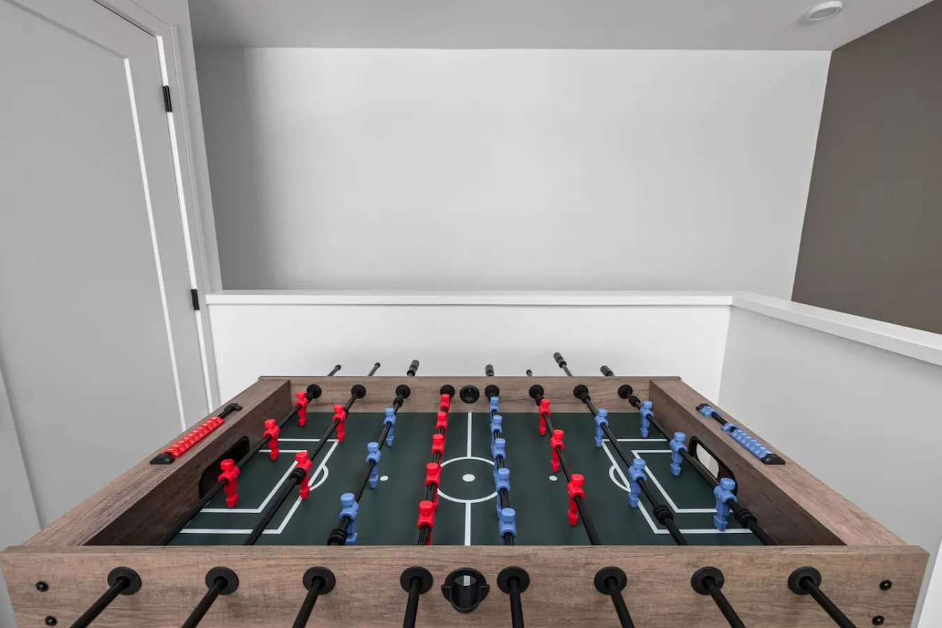 MASS AVE Townhouse: Game Room+Pool+Parking+Gym 11