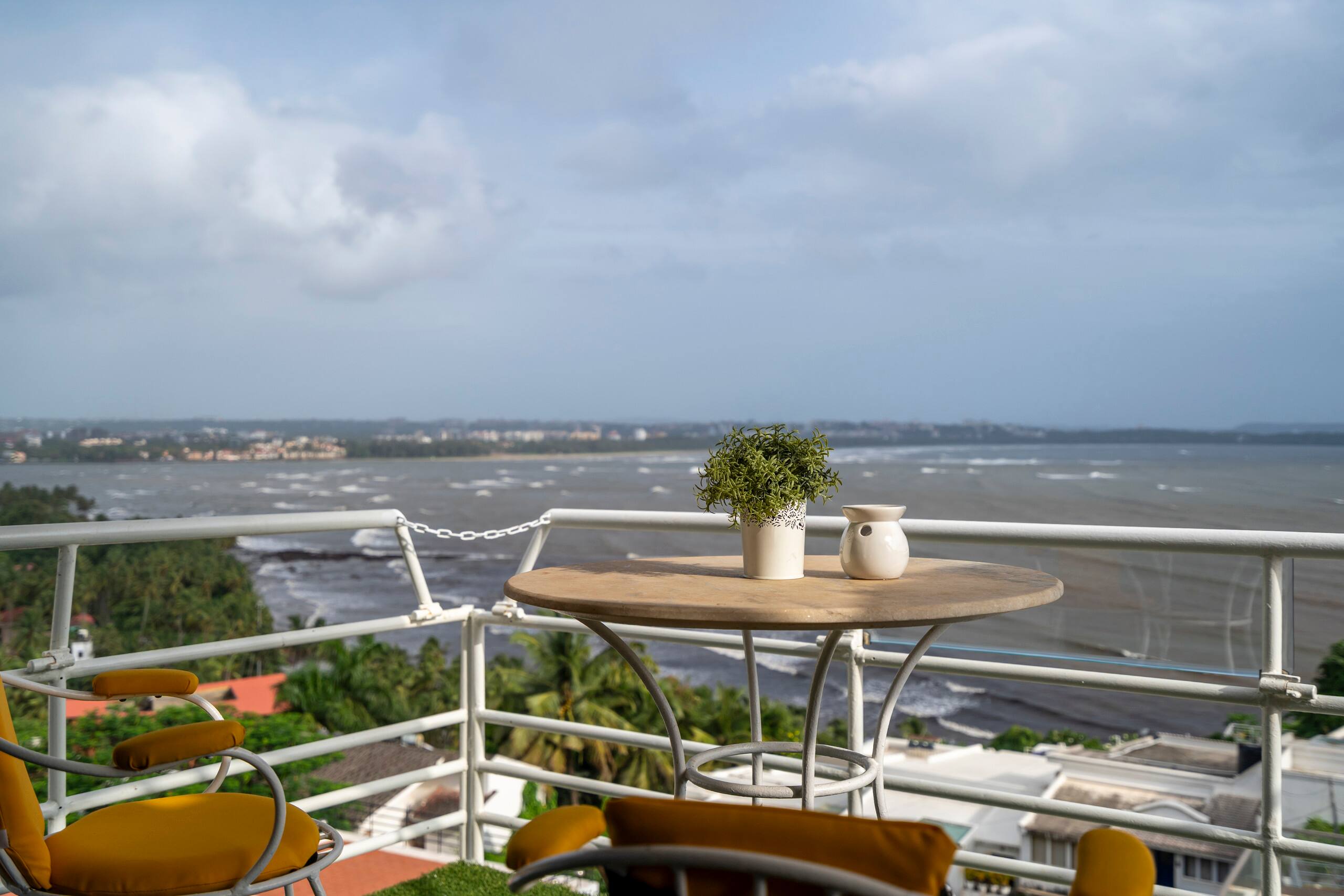 Staymaster La Vue | 3BR | Sea View Apartments 8