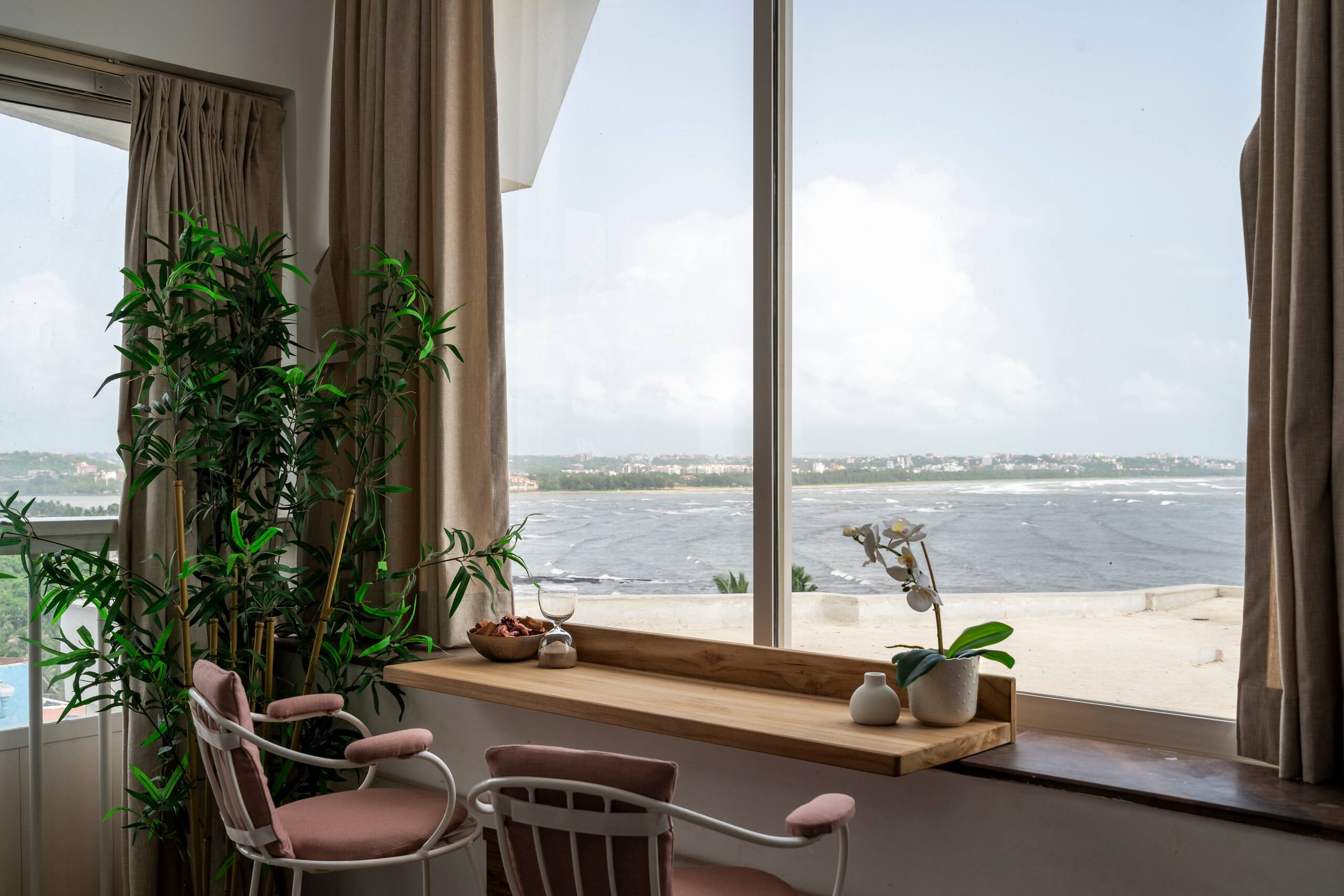 Staymaster La Vue | 3BR | Sea View Apartments — photo 3