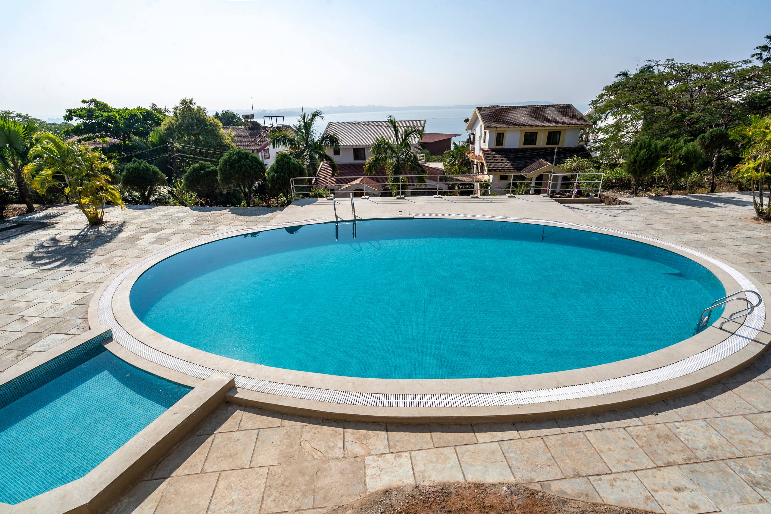 Staymaster La Vue | 3BR | Sea View Apartments 6