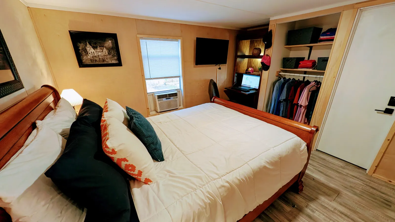 NEW!! Sweet Salem Hideaway 2BD 1BA Private 20 Acres 15