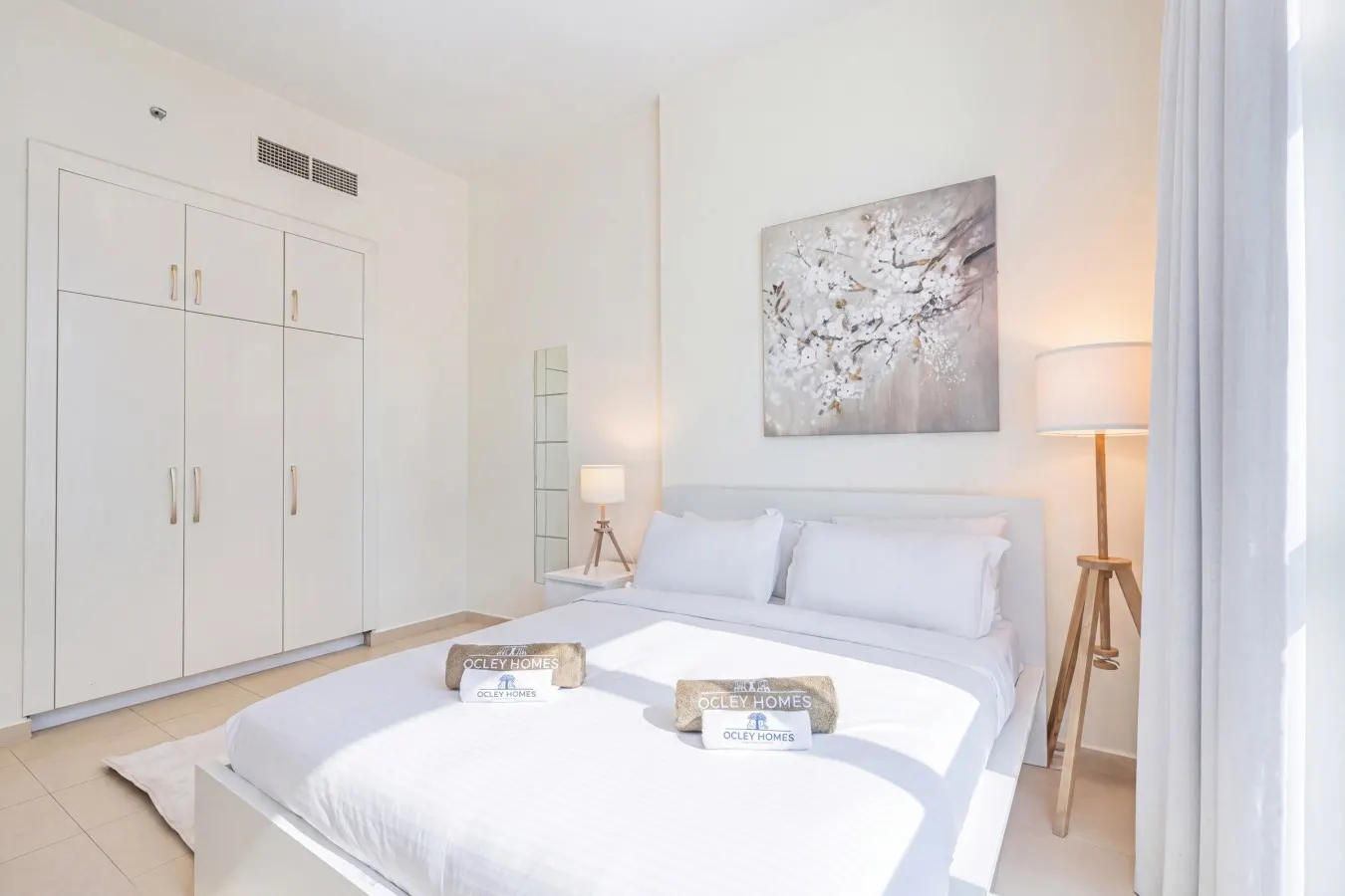 Beautiful 1BR in the Heart of Marina next to Metro 13