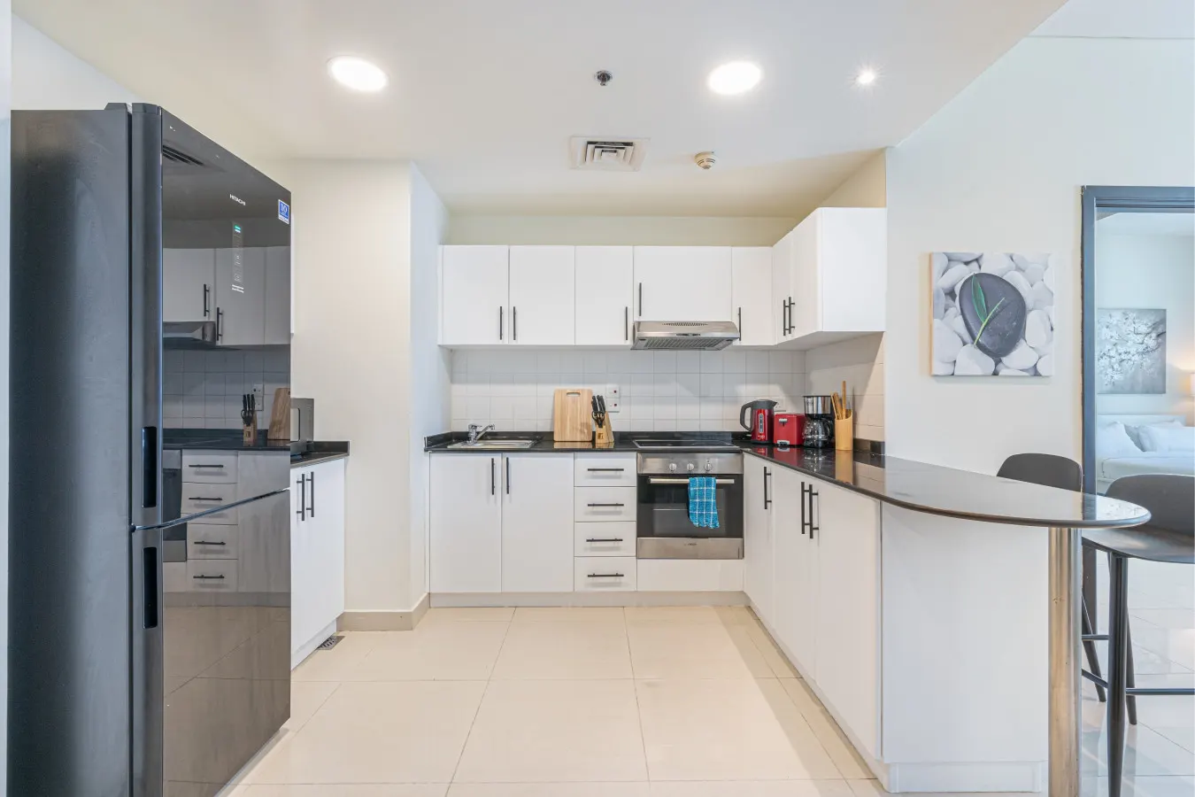 Beautiful 1BR in the Heart of Marina next to Metro — photo 4