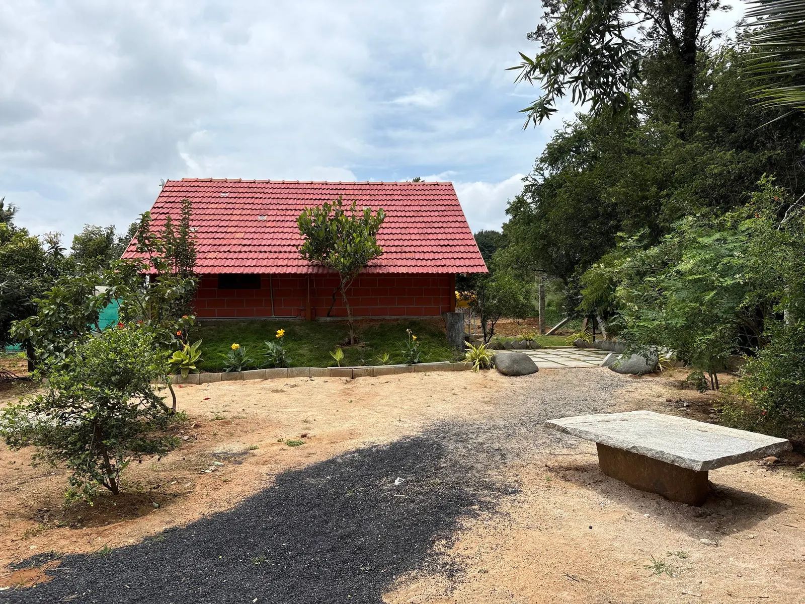 Chinnaswamy Farm Stay (Tank House) 12