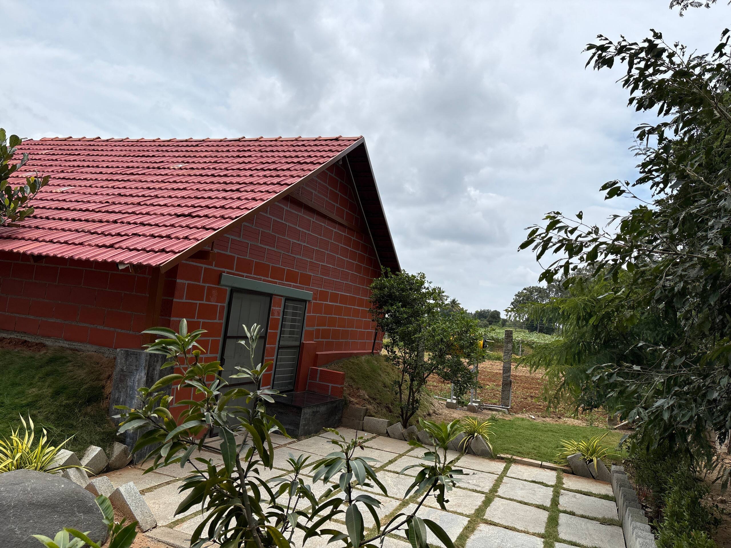Chinnaswamy Farm Stay (Tank House) 13