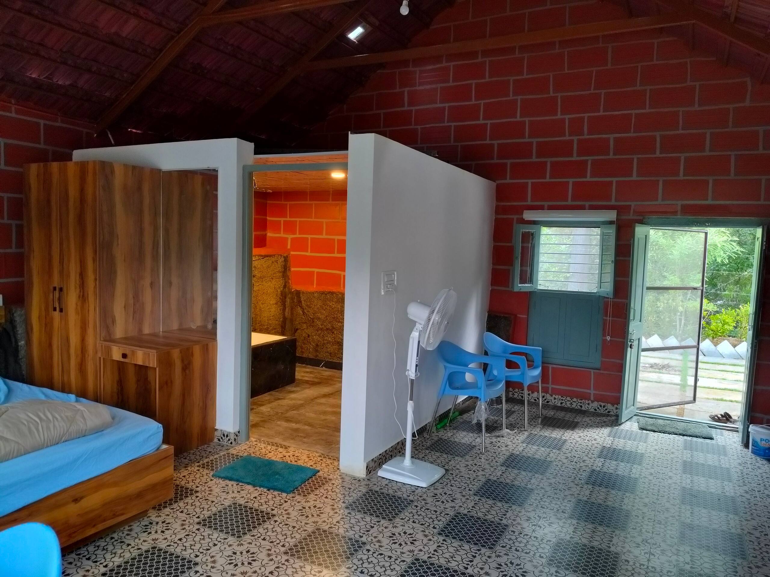 Chinnaswamy Farm Stay (Tank House) 8