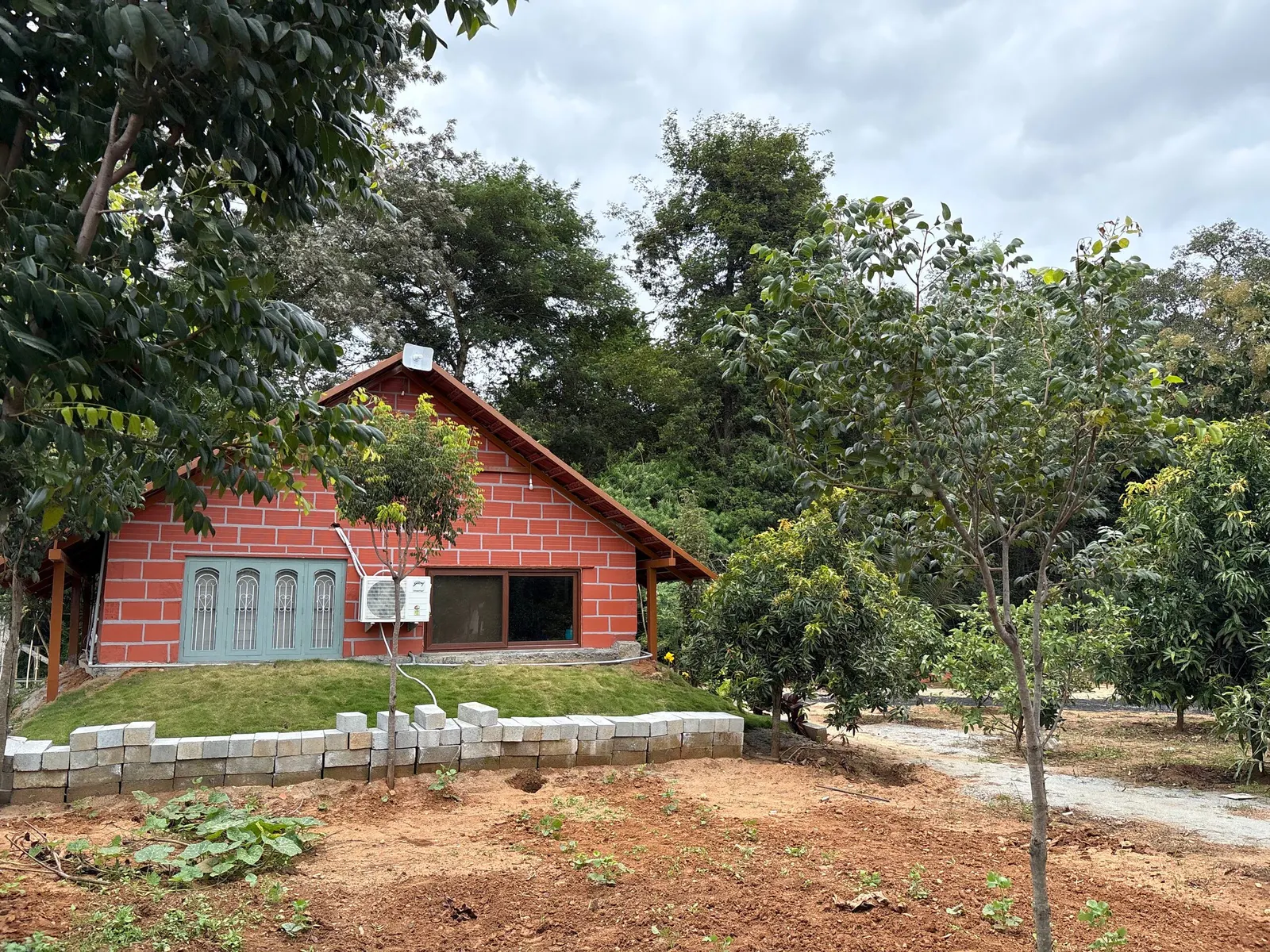 Chinnaswamy Farm Stay (Tank House) 15