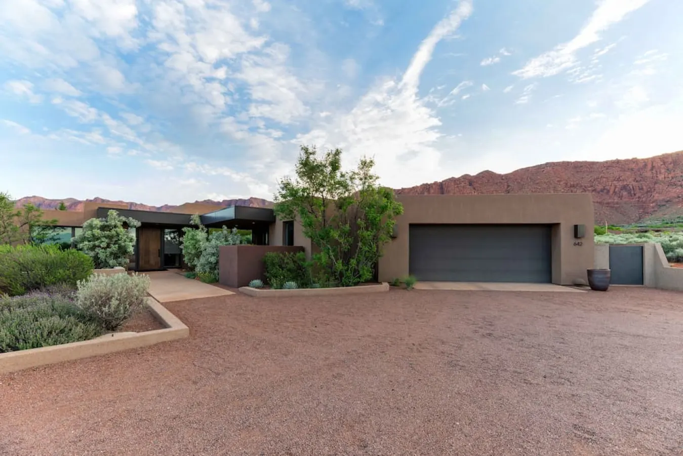 La Casa Verde- Modern Desert Home — photo 2