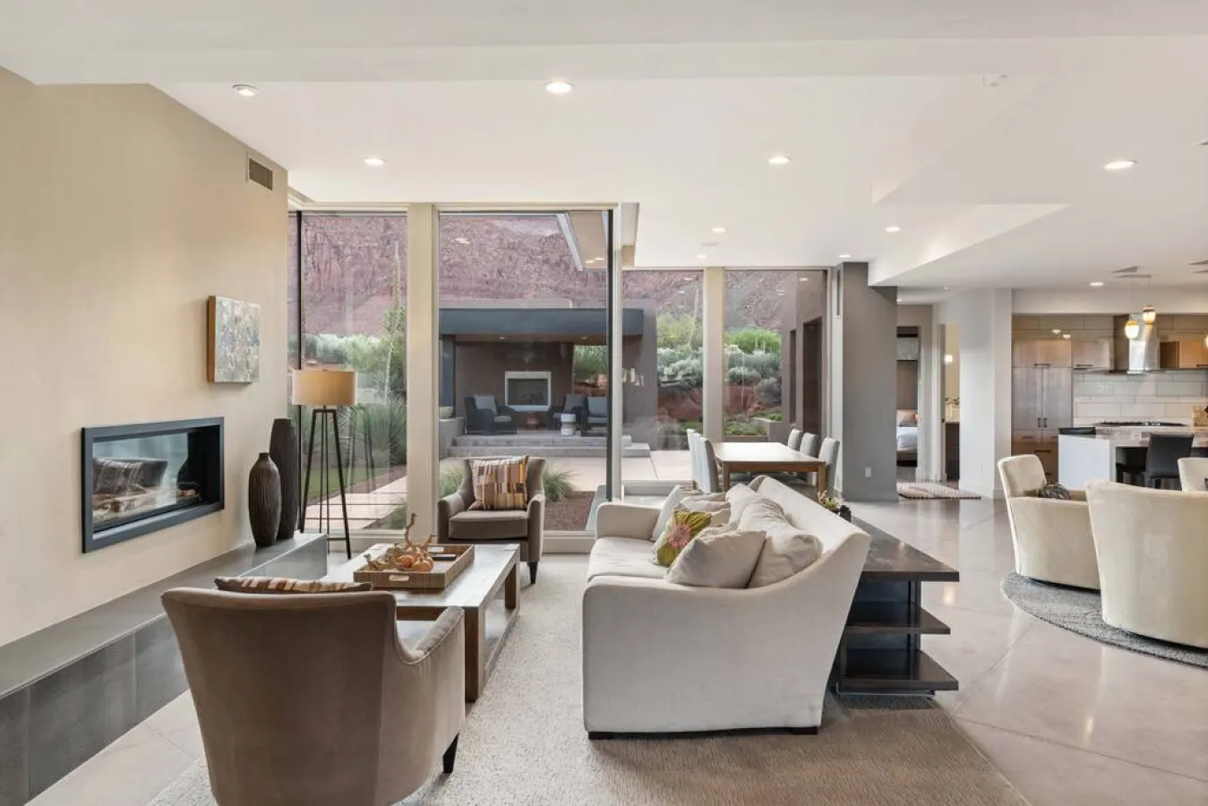La Casa Verde- Modern Desert Home 19