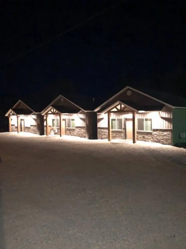 On Salmon River/Sleeps 6/2 bed 2 bath 15