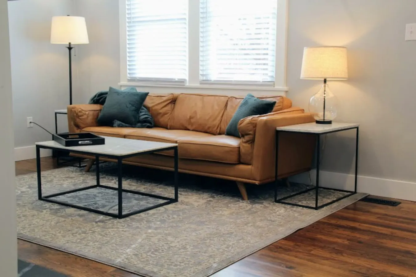 Cozy Haven In The City W/Deck <5 min to DT Knox 11