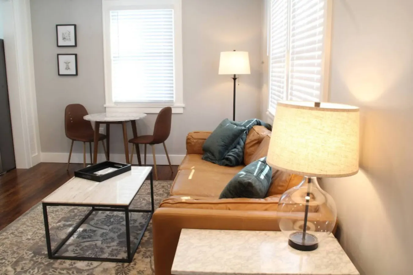 Cozy Haven In The City W/Deck <5 min to DT Knox — photo 5