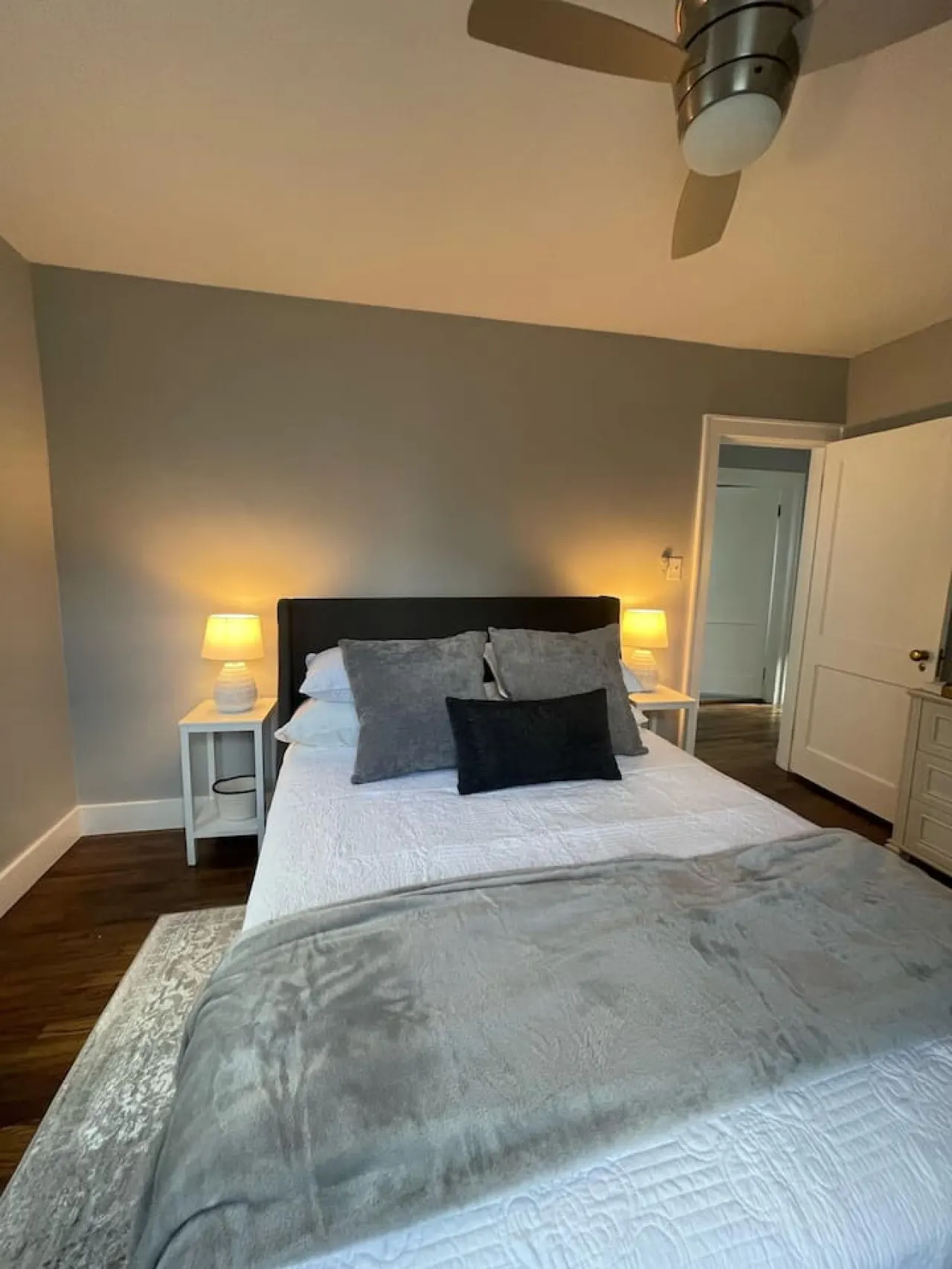 Cozy Haven In The City W/Deck <5 min to DT Knox 6