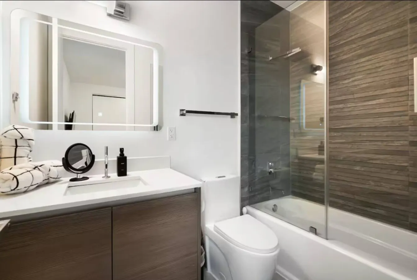 NEW Brickell Luxury Home—Rooftop Pool & CityViews! 11