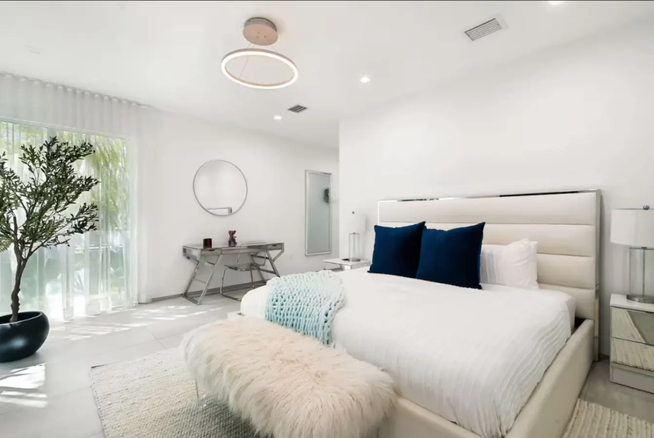 NEW Brickell Luxury Home—Rooftop Pool & CityViews! 18