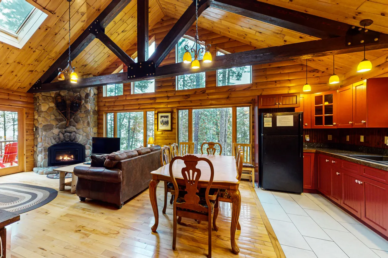 Loon Lodge — photo 2
