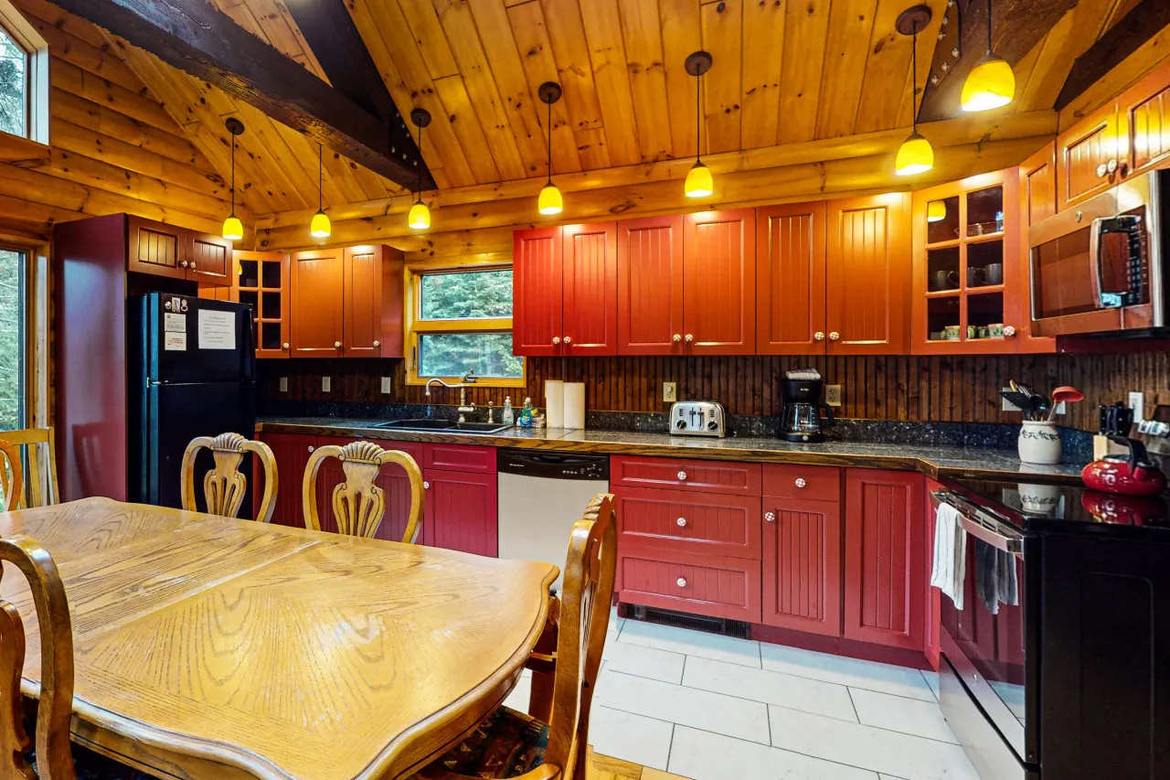 Loon Lodge 12