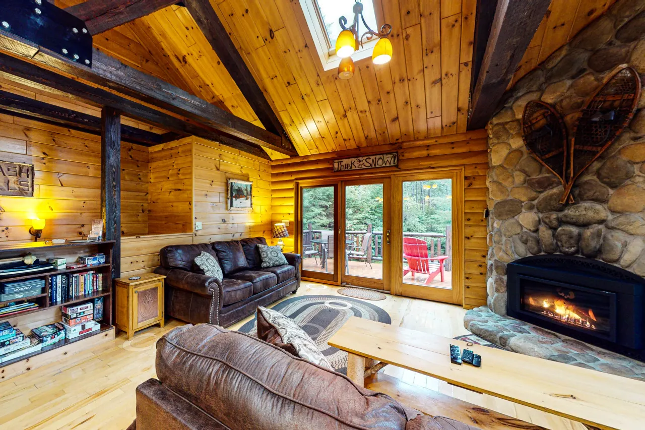 Loon Lodge 15