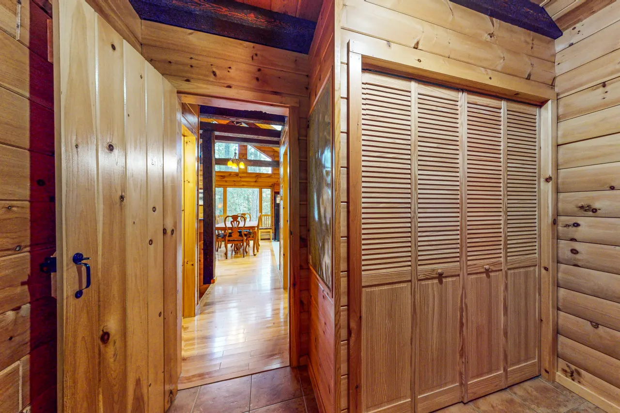 Loon Lodge 18